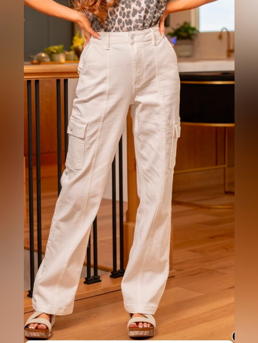 Judy Blue White Cargo Utility Straight Leg Pant/Jeans Size 13/31 JB88796 - Picture 1 of 11